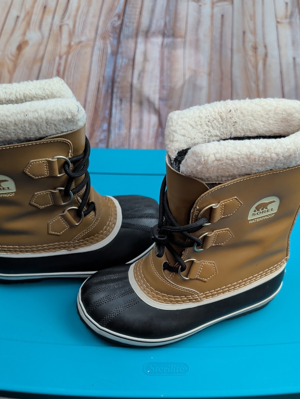 Sorel Youth Waterproof Tan & Black Winter Boots Size 3